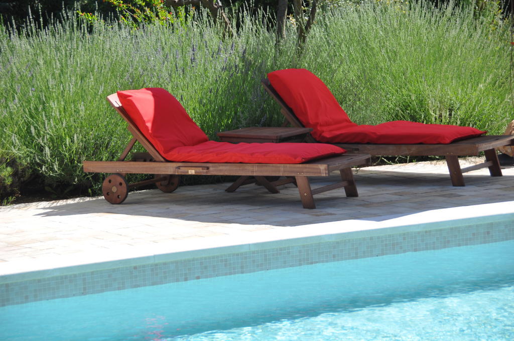 Bed & Breakfast Le Clos Geraldy - Chambres D'Hotes De Charme, Piscine Et Spa